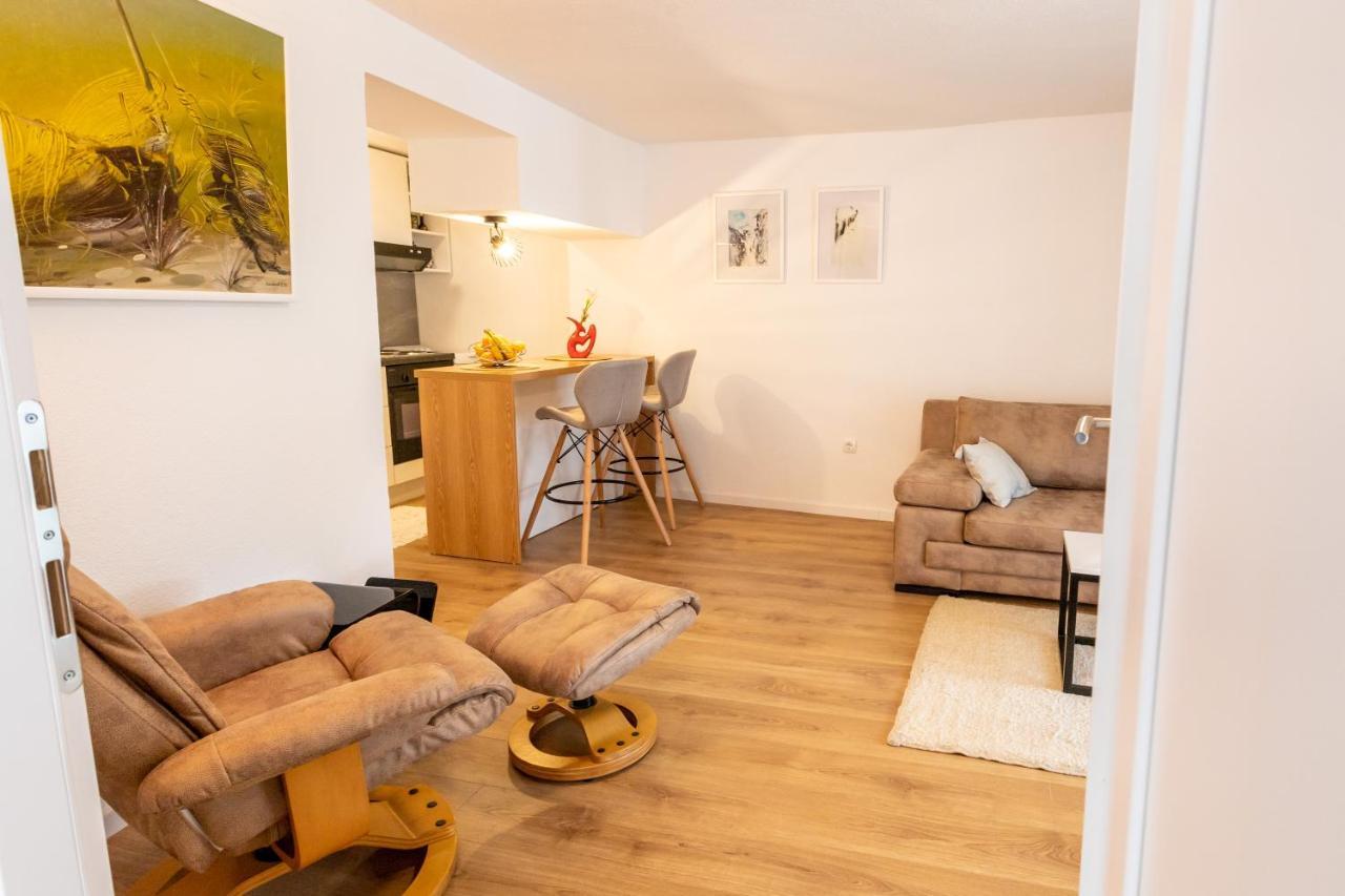 Self Check-In Apartment With Jacuzzi Mostar Bagian luar foto