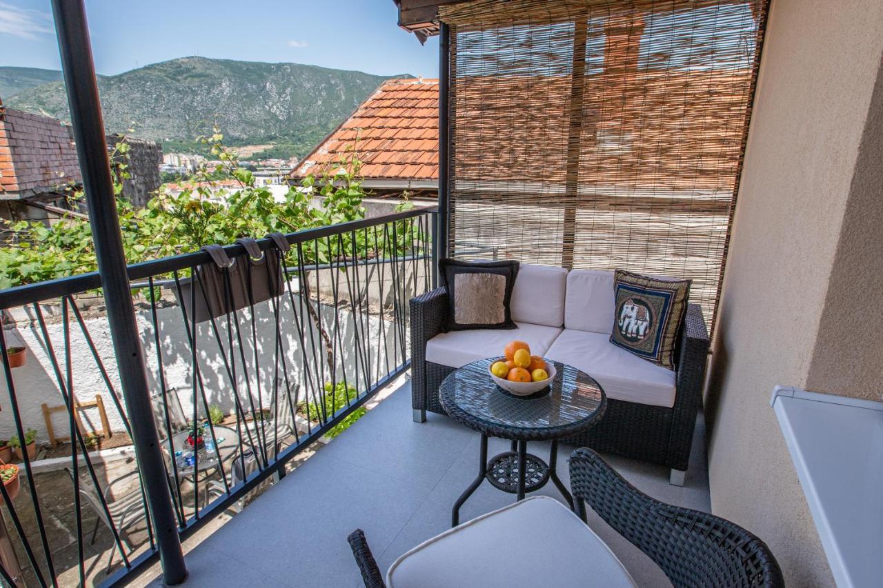 Self Check-In Apartment With Jacuzzi Mostar Bagian luar foto