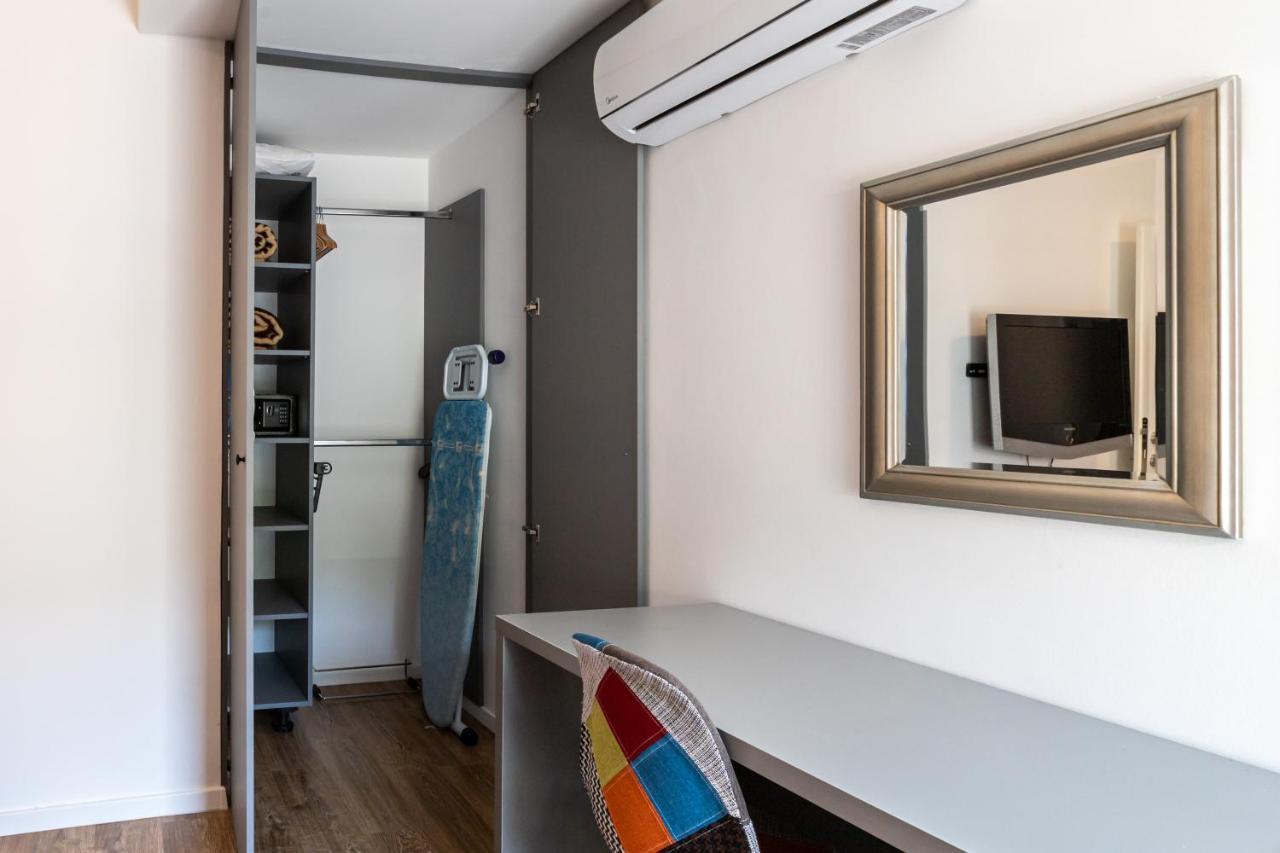 Self Check-In Apartment With Jacuzzi Mostar Bagian luar foto